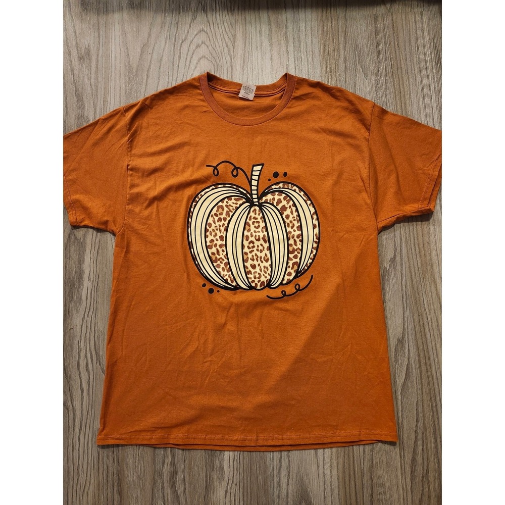Hanes Boxed Fit Graphic Fall T-Shirt Women's NWOT Size‎ X-Large Burnt Orange